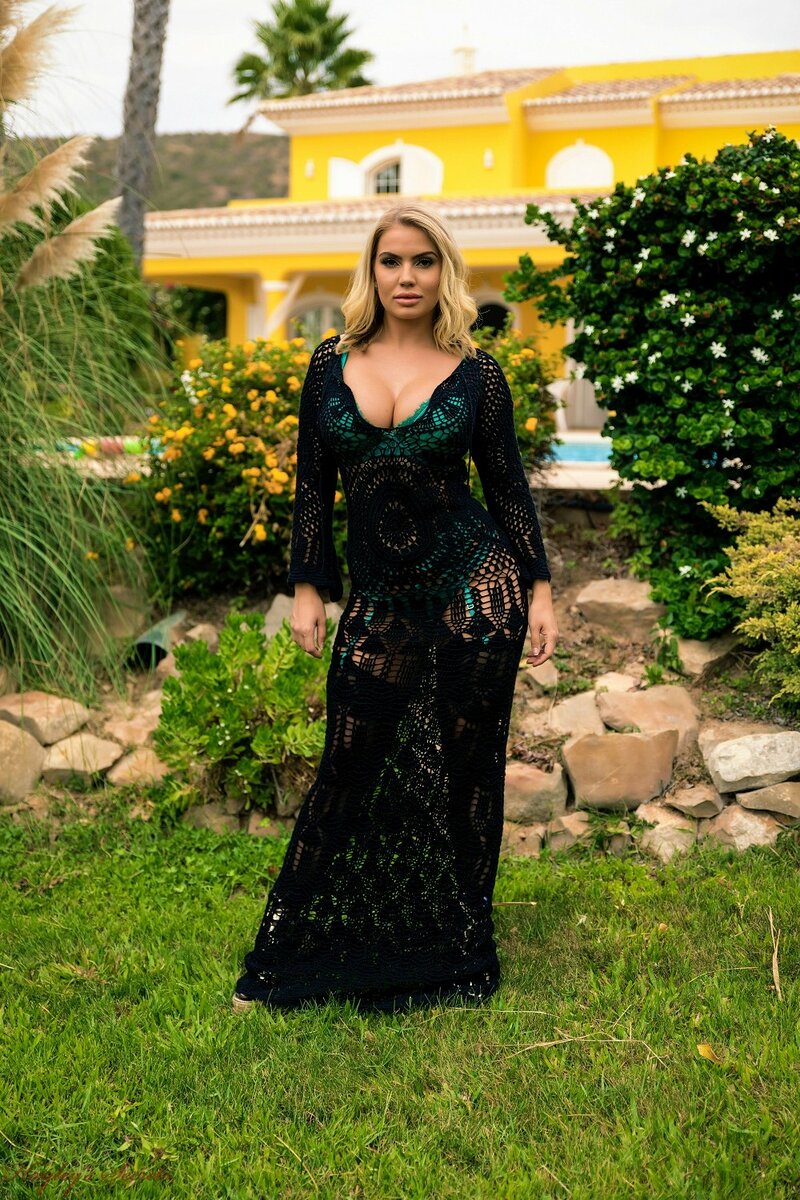 Лариска, 18 лет, 0 размер груди